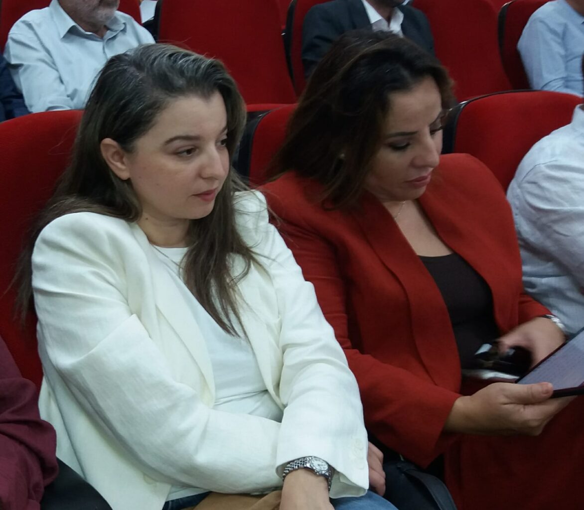 أعضاء مجلس جهة طنجة تطوان الحسيمة يتعهدون بدعم المقاولات والتعاونيات الشبابية. 7 1000350498