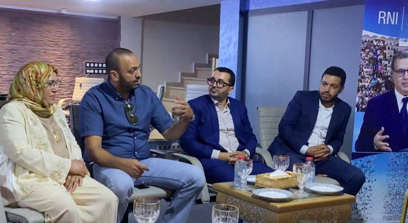 الأحرار يناقشون الإقتصاد الإجتماعي والتضامني بصفرو 3 1000363560