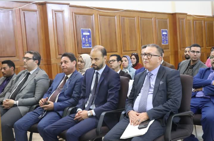 ابتدائية الخميسات تنظم ندوة علمية حول مستجدات القانون المنظم لمهنة المفوضين القضائيين 9 1000367904