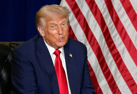 ترامب: إسرائيل وحماس وقعتا على المرحلة الأولى من خطة للسلام 1 1215267.jpeg 1024x707 1