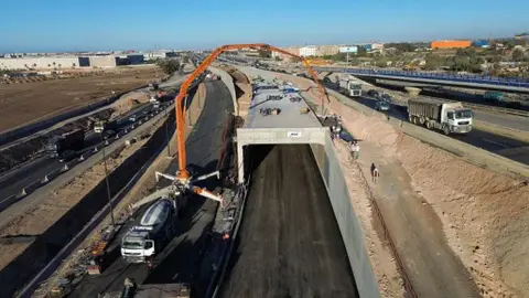 أشغال إعادة تهيئة الطريق السيار بين المحمدية والدار البيضاء تدخل مراحلها الأخيرة 1 FB IMG 1761926029642 1024x576 1