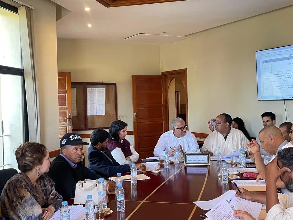 بالصور : لجنة المحافظة على الحرف والموروث الثقافي والحضاري تعقد اجتماعها بمراكش لتتبع برامج حماية التراث اللامادي 1 IMG 20251030 WA0033