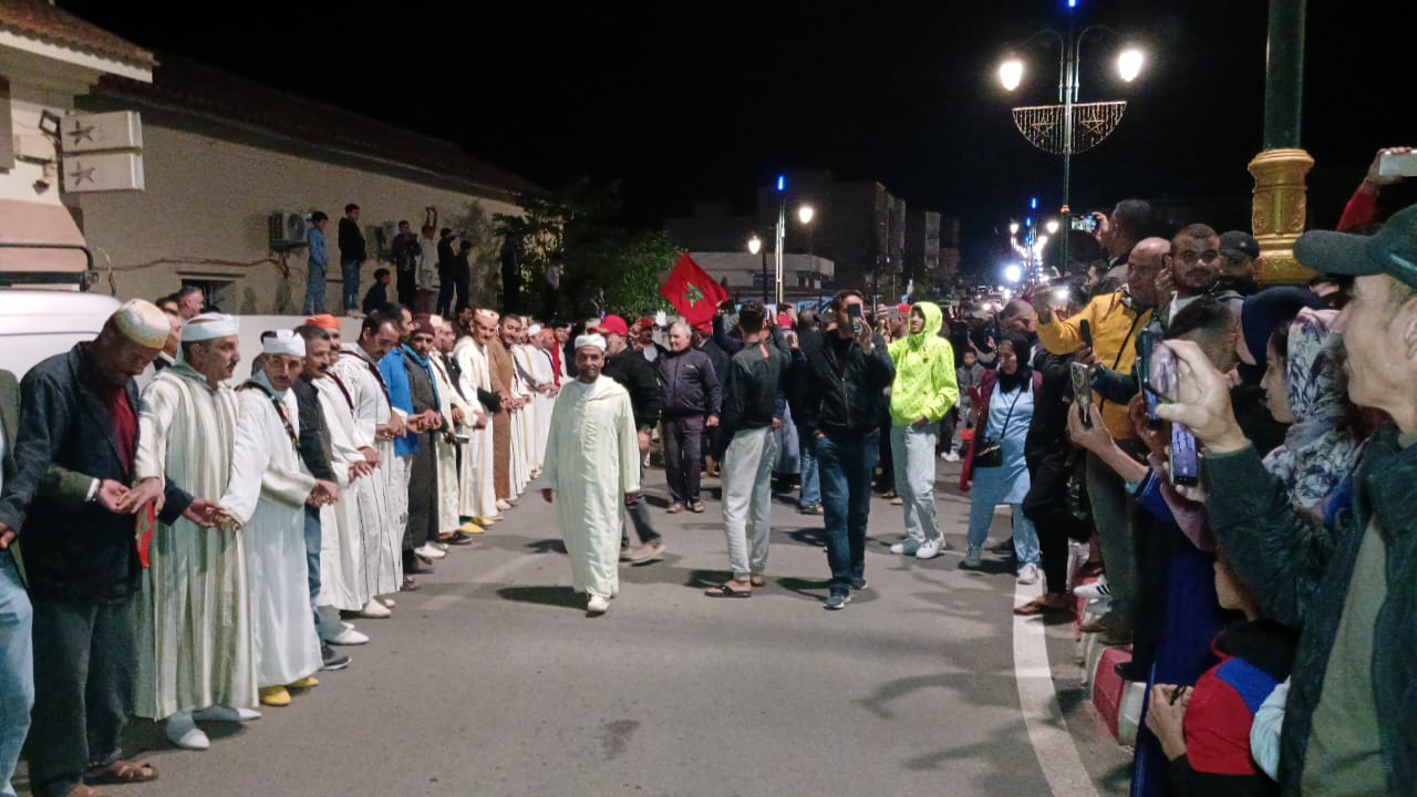 البرلماني الشبشالي يتقدم احتفالات حاشدة برباط الخير الصحراء مغربية 3 1000370347