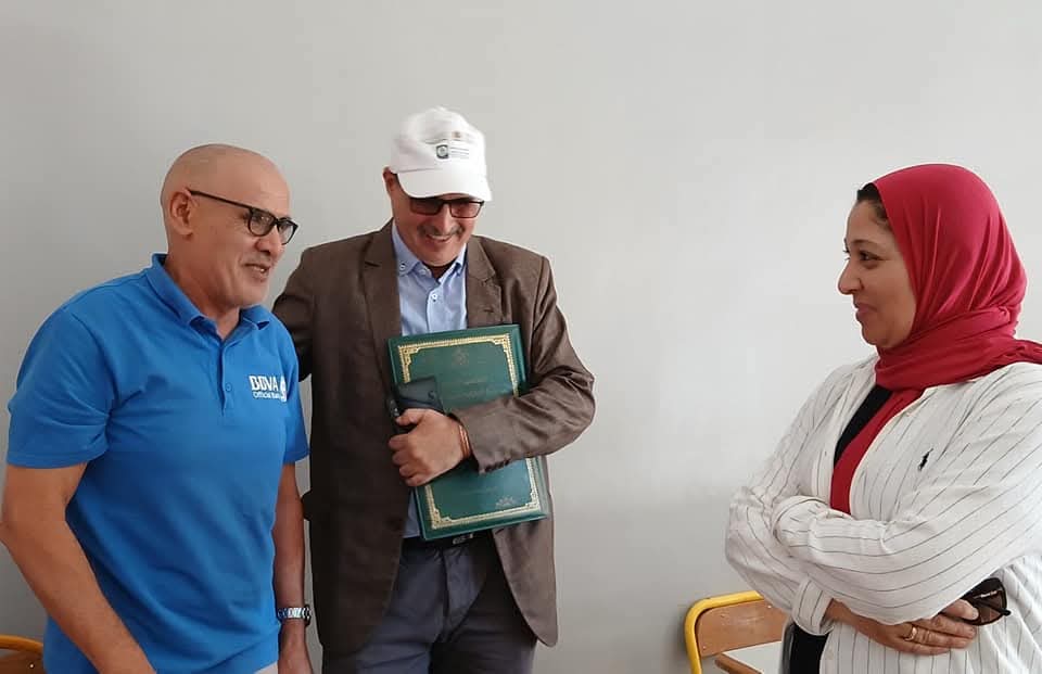 المديرة الإقليمية للتربية بكلميم في زيارة ميدانية لمؤسسات تعليمية ببويزكارن 8 1000370834