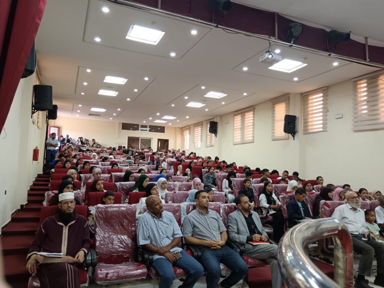 الثانوية التأهيلية إسن تحتفي بالقيم النبوية في فعالية تربوية متميزة 2 1000374899