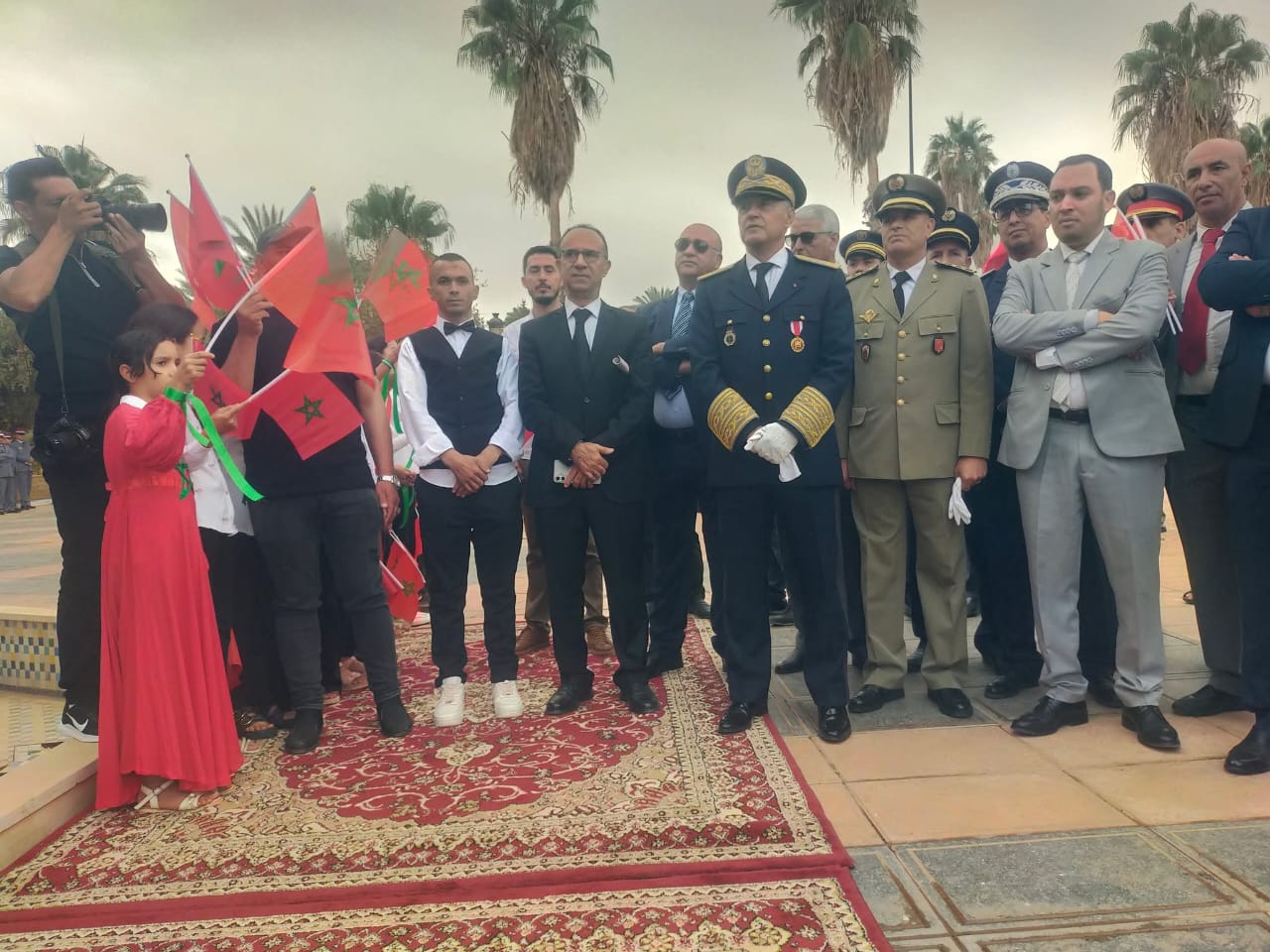 قلعة السراغنة تحتفي بالذكرى الخمسين للمسيرة الخضراء في حفل مهيب ترأسه عامل الإقليم سمير اليزيدي 3 1000375264