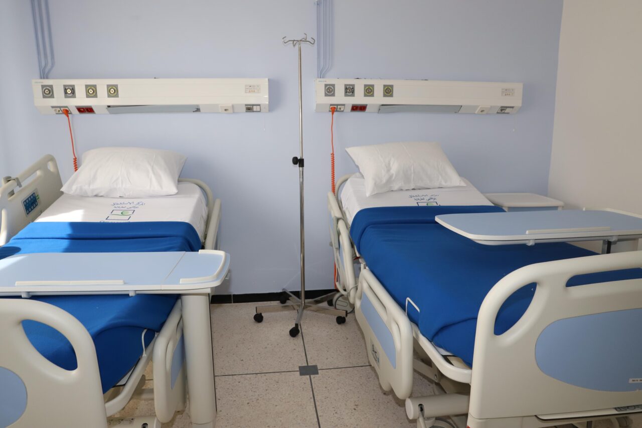 وزير الصحة والحماية الاجتماعية يعطي انطلاقة خدمات المستشفى الإقليمي لطرفاية ومركز صحي حضري بالعيون ويزور المركز الصحي بـ"الطاح" 5 1000375375