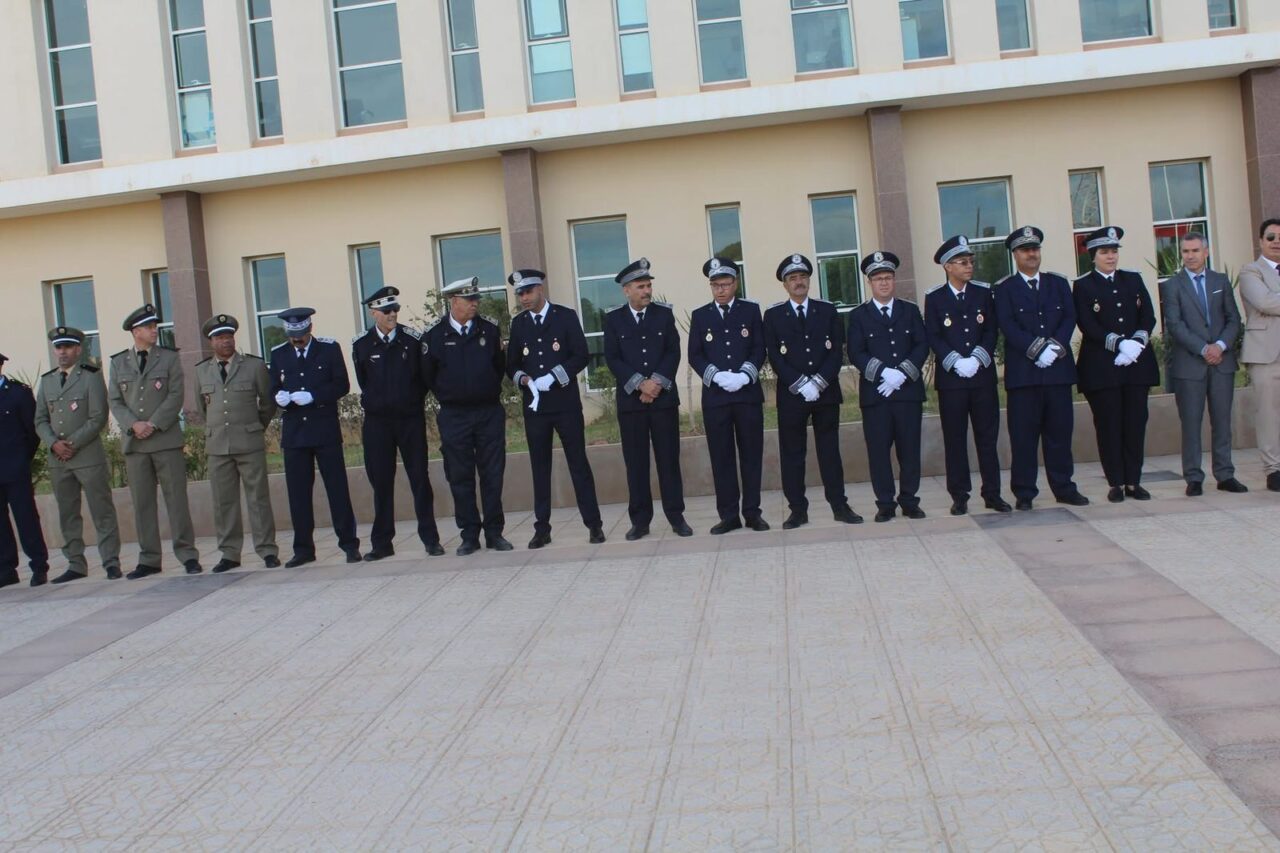 بالصور : العامل عبد السلام حتاش يترأس حفل تحية العلم بعمالة جرسيف احتفاءً بالذكرى الخمسين للمسيرة الخضراء المظفرة 4 1000375503