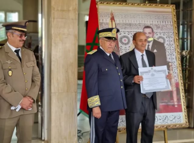 عامل إقليم الخميسات يترأس مراسيم تحية العلم بمناسبة الذكرى الـ50 للمسيرة الخضراء المظفرة 8 1000375897