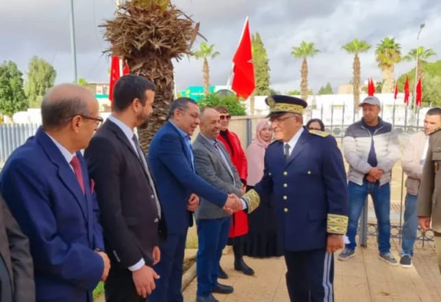 عامل إقليم الخميسات يترأس مراسيم تحية العلم بمناسبة الذكرى الـ50 للمسيرة الخضراء المظفرة 4 1000375902