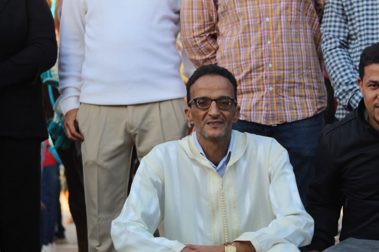 ابن احميدة الصويرة….الثانوية الإعدادية عمر بن جلون بزاوية إبن احميدة: أمسية وطنية خالدة تضيء سماء التميز والوفاء للوطن. 5 1000380972