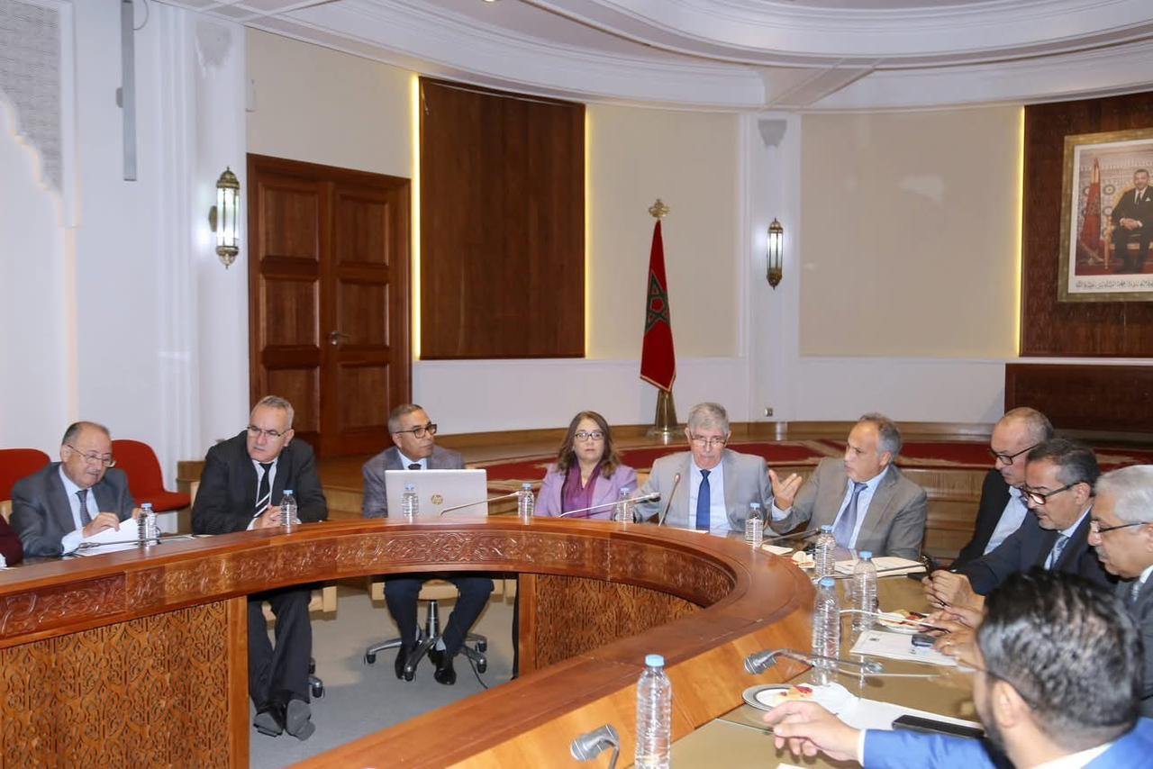 بالصور : بحضور سمير كودار… فريق الأصالة والمعاصرة يناقش مستجدات المنظومة الانتخابية 6 1000385535