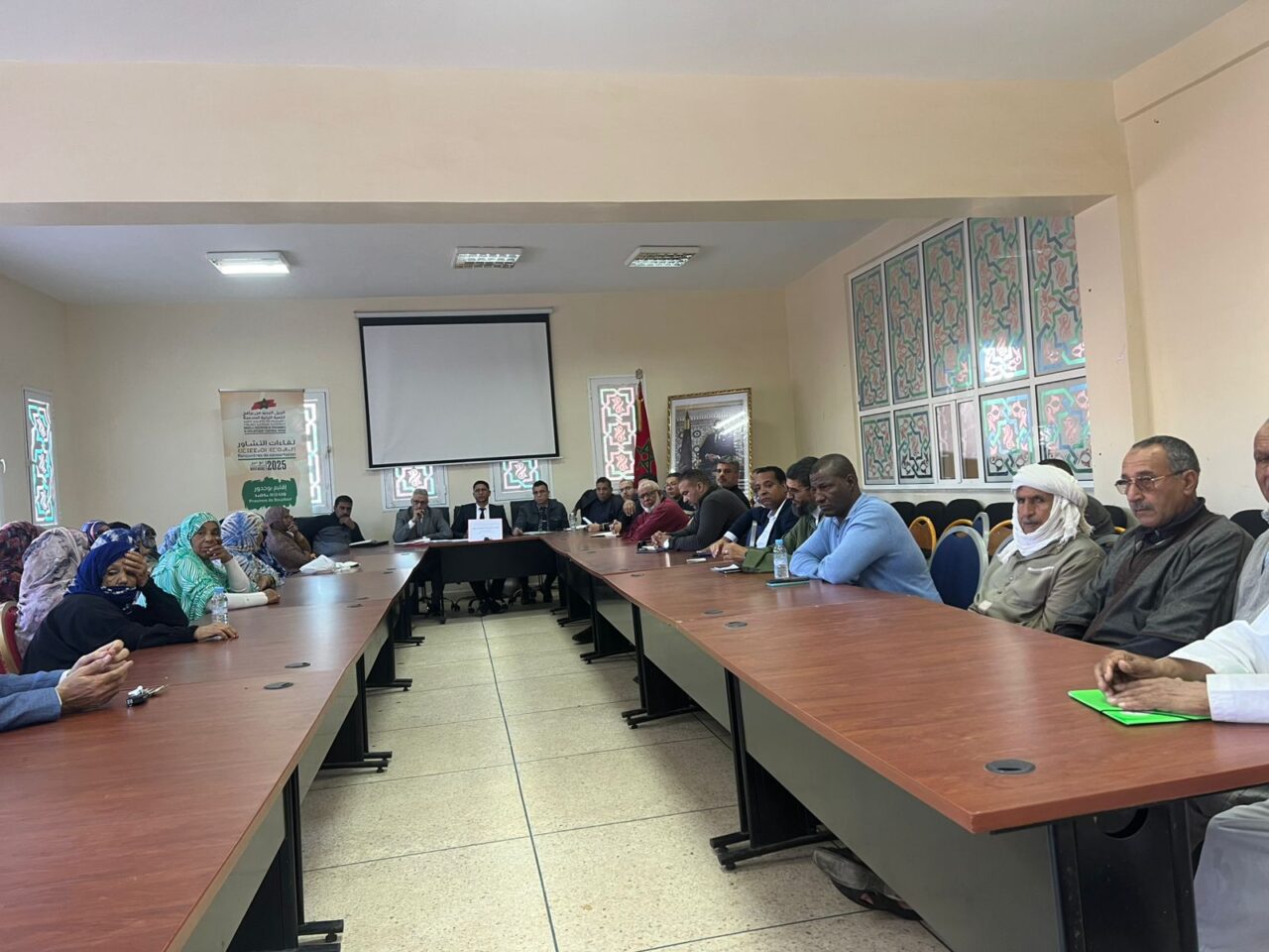 فعاليات الملحقة الثالثة ببوجدور تناقش التأهيل الترابي المندمج ببوجدور 3 1000387750