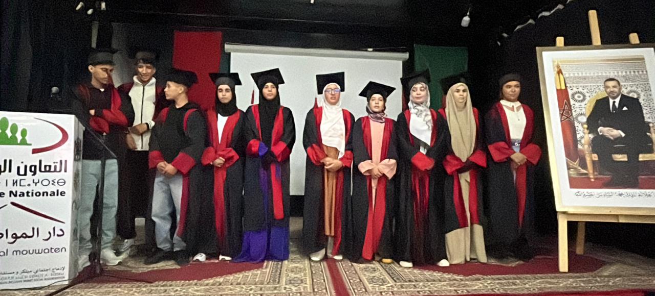 تيفلت.. هيئات مدنية محلية تحتفي بثلاث مناسبات وطنية في حفل فني متنوع 9 1000388200