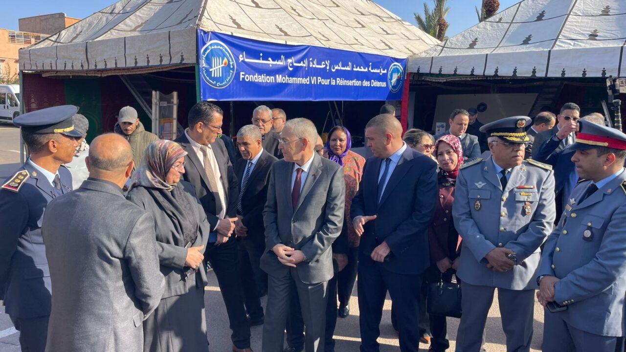 بالصور : مؤسسة محمد السادس لإعادة إدماج السجناء: حفل تسليم تجهيزات مشاريع الإدماج لفائدة المستفيدين من طرف والي جهة مراكش-آسفي 3 1000388289
