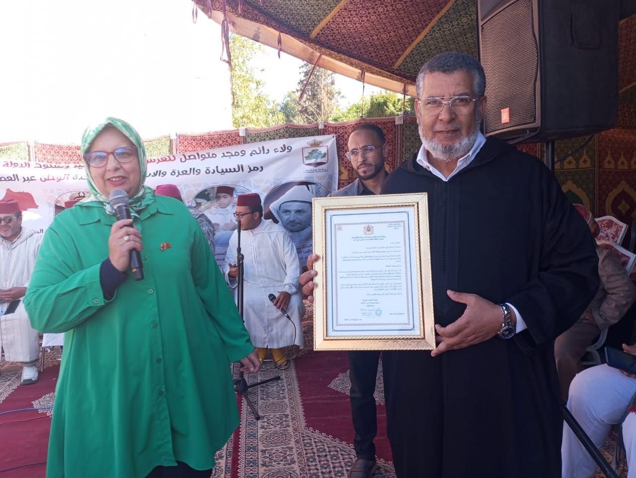 بالصور : تكريم عبد القادر لحباب رئيس مجلس جماعة تسلطانت خلال الحفل الوطني التربوي احتفاءً بالمناسبات الوطنية 6 1000396575