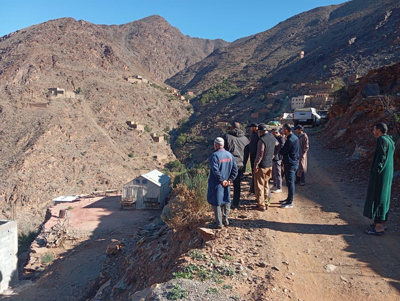 بالصور : شيشاوة تسرّع ورش الإعمار… وجولة ميدانية للعامل بوعبيد الكراب تُبرز أولوية التعليم والصحة وفك العزلة 5 1000396667