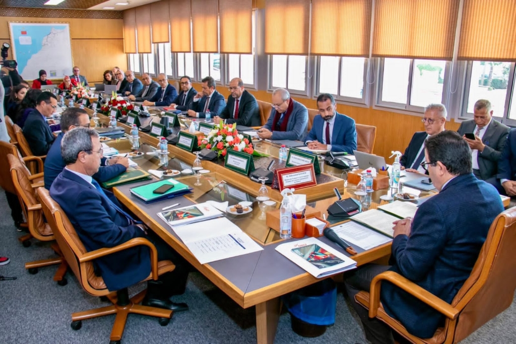 المكتب الوطني للسكك الحديدية يتوقع أن يتجاوز رقم معاملاته الإجمالي 5 ملايير درهم سنة 2025 1 6929a3fa34ef7 1024x683 1