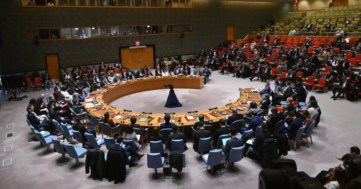 عندما توسّل عطاف … وخاب أمله في “فيتو روسي مستحيل” 1 IMG 20251101 WA0121