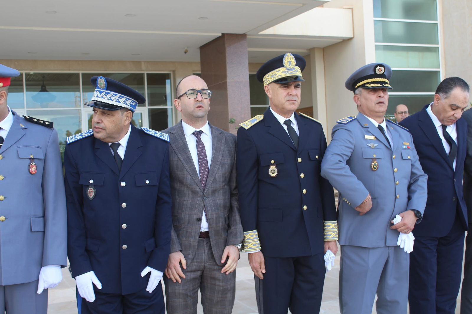 بالصور : العامل عبد السلام حتاش يترأس حفل تحية العلم بعمالة جرسيف احتفاءً بالذكرى الخمسين للمسيرة الخضراء المظفرة 1 IMG 20251106 WA0095