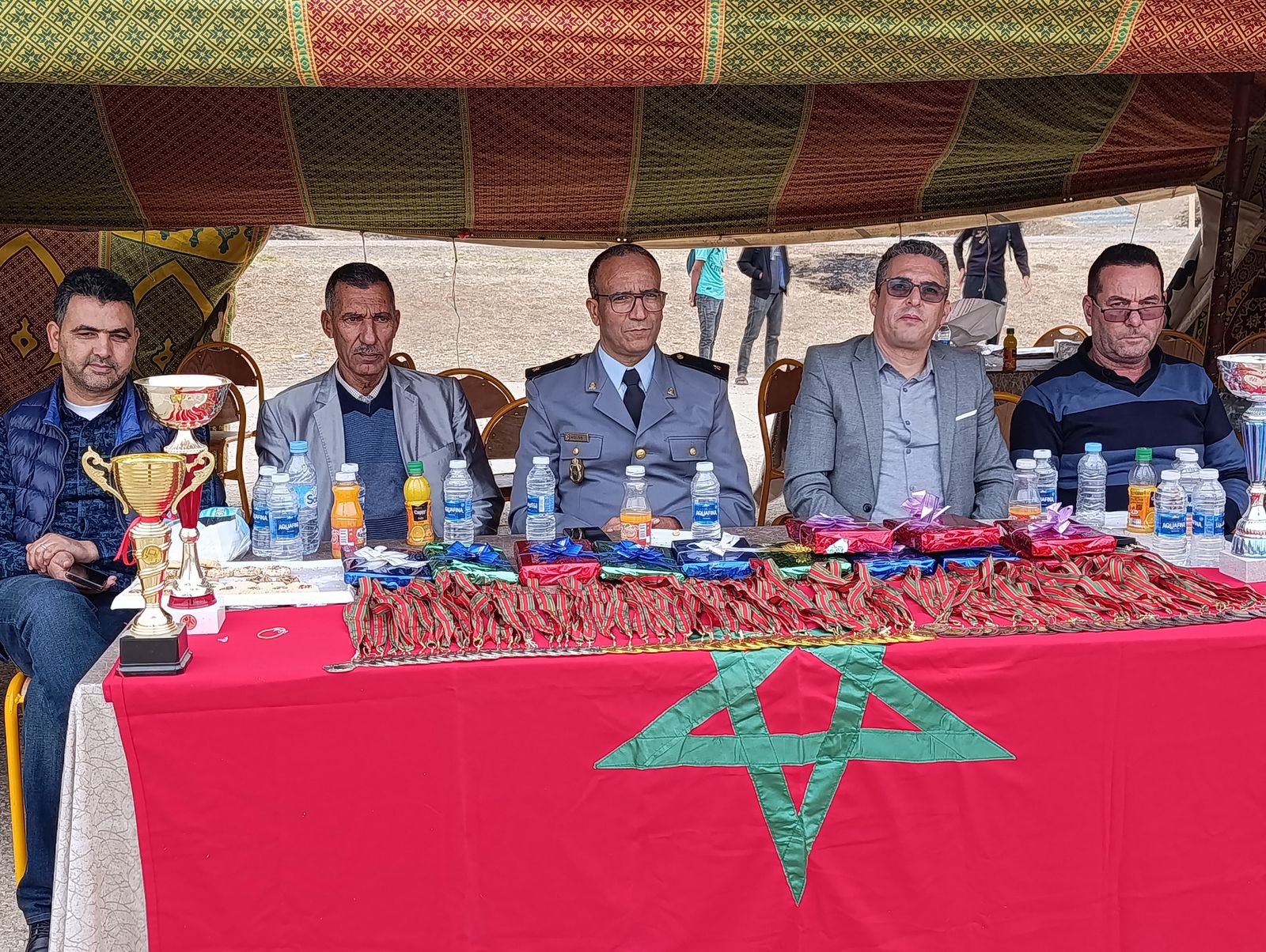 ثانوية المنصور الذهبي التأهيلية بتيسة تحتفي بذكرى الاستقلال والمسيرة الخضراء بتنظيم تظاهرة رياضية في العدو الريفي 1 IMG 20251113 WA0086