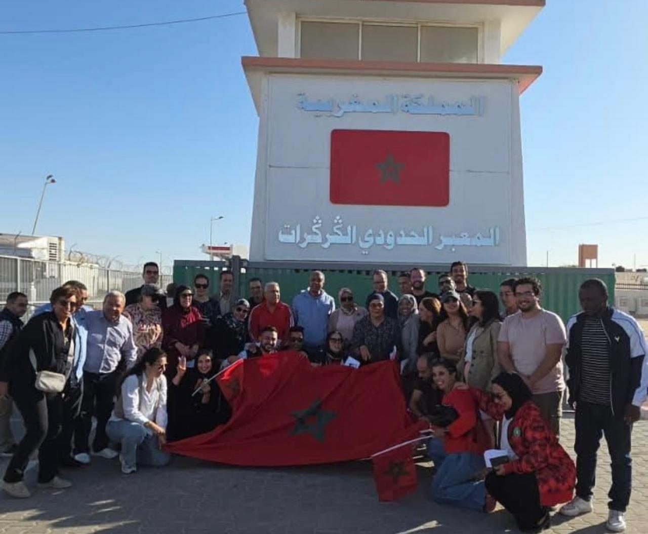 بعثة طبية مغربية نظمتها جمعية يوسف بن تاشفين المراكشية تتعرض للتعسف على الحدود الموريتانية خلال مهمة إنسانية مشتركة لإحياء الذكرى المجيدة لعيد الاستقلال 1 IMG 20251120 WA0057