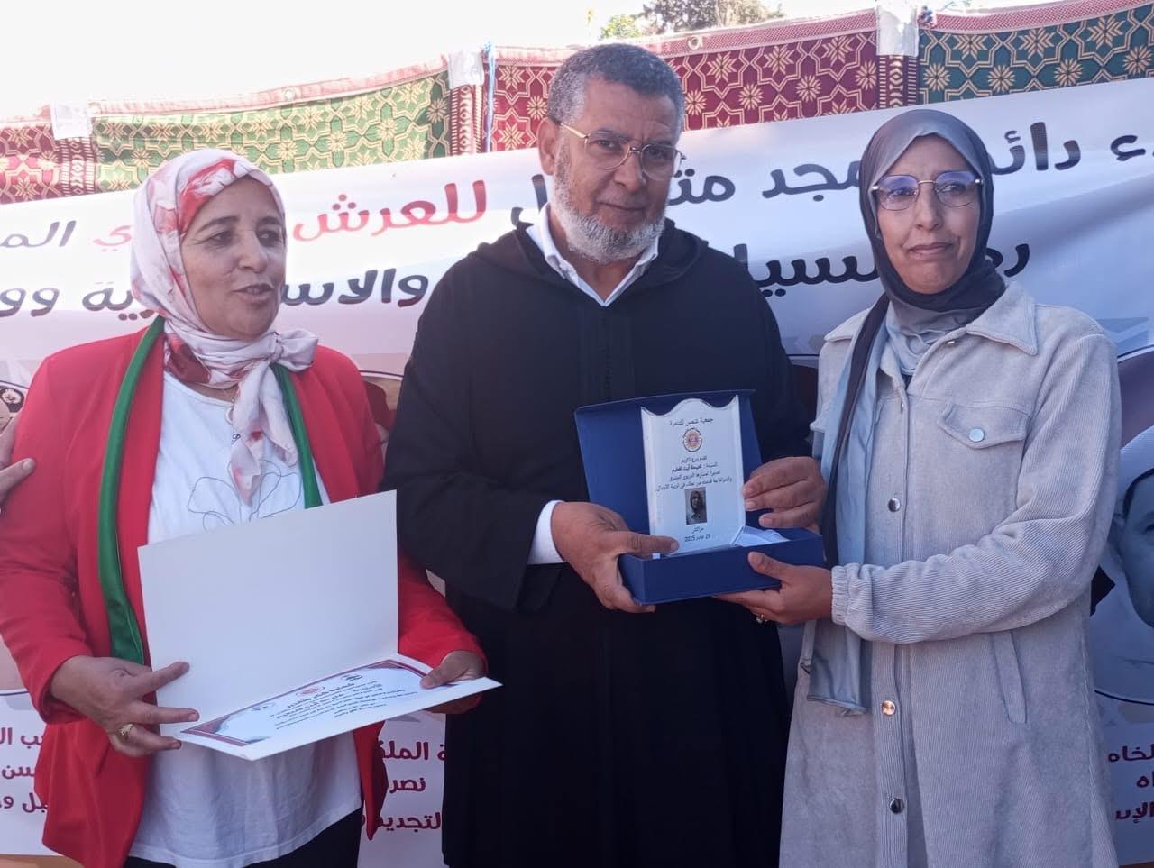 بالصور : تكريم عبد القادر لحباب رئيس مجلس جماعة تسلطانت خلال الحفل الوطني التربوي احتفاءً بالمناسبات الوطنية 1 IMG 20251130 WA00071