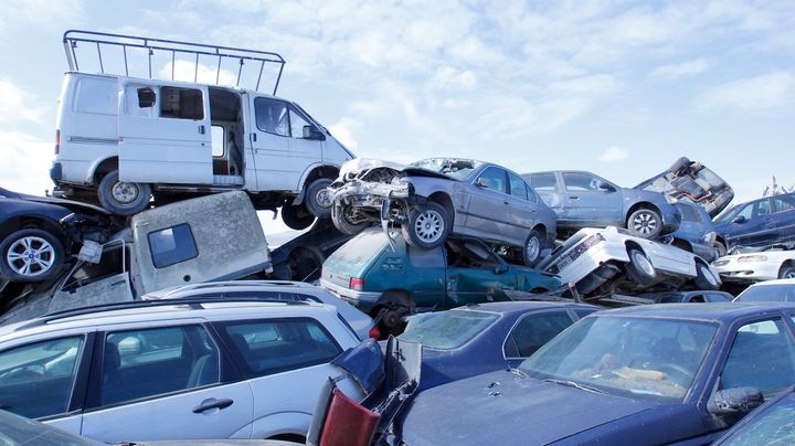 الدار البيضاء تستعد لتنظيم مزاد علني لتصفية مئات المركبات المحجوزة بعد تجاوزها المدة القانونية 1 IMG 20251130 WA0082