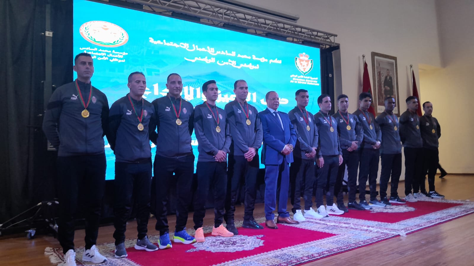 ولاية امن العيون تنظم حفل التميز والإبداع لفائدة اسرة الامن الوطني تحت شعار " الاحتفاء بالتميز رافعة اساسية لترسيخ ثقافة الاستحقاق و الاعتراف " 4 WhatsApp Image 2025 11 29 at 20.58.14