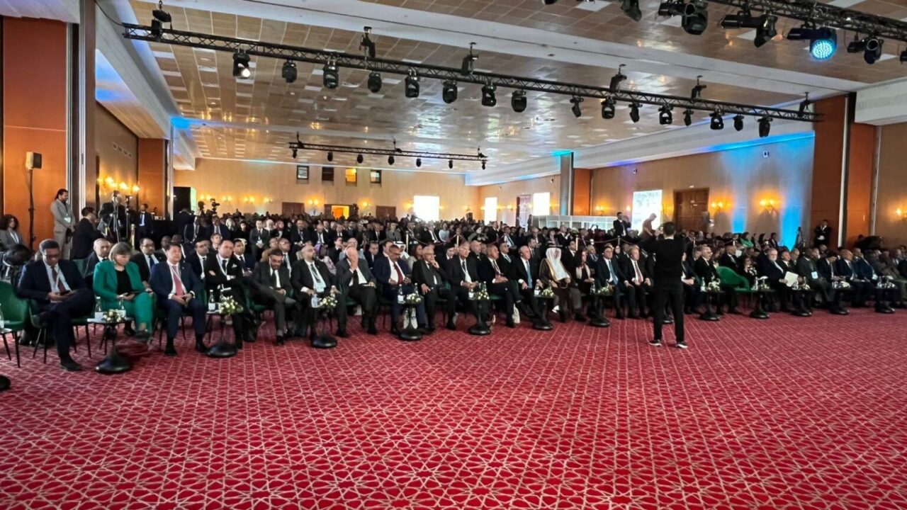 بالصور : مراكش تطلق فعاليات المؤتمر العالمي الـ19 للماء بمشاركة وزراء وخبراء دوليين 3 1000397241