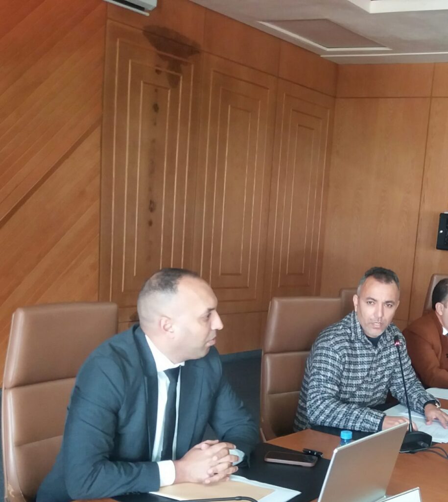 انعقاد دور ة استثنائية لمجلس جماعة اكزناية 2 1000397617