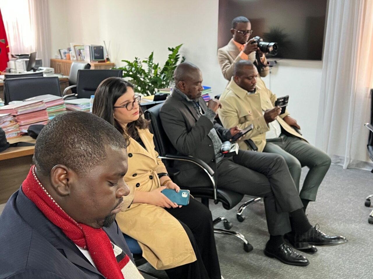 المفتش العام للمالية بالكونغو الديمقراطية في زيارة رسمية للمديرية الجهوية للضرائب بمراكش آسفي 7 1000398159