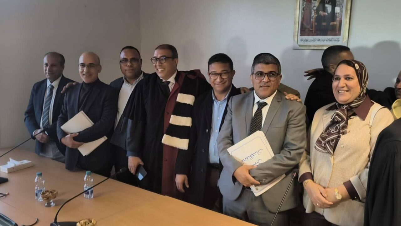 عثمان السلومي ينال شهادة الدكتوراه بميزة مشرف جدا مع توصية بالنشر. 4 1000400603