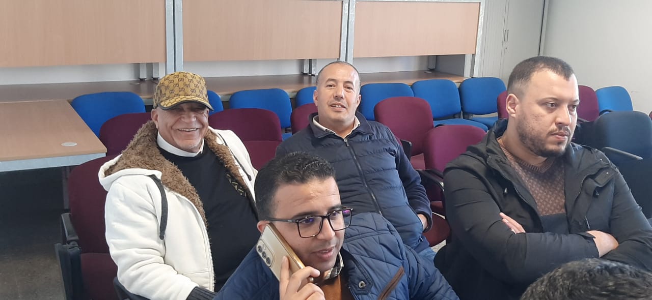 عثمان السلومي ينال شهادة الدكتوراه بميزة مشرف جدا مع توصية بالنشر. 5 1000400604