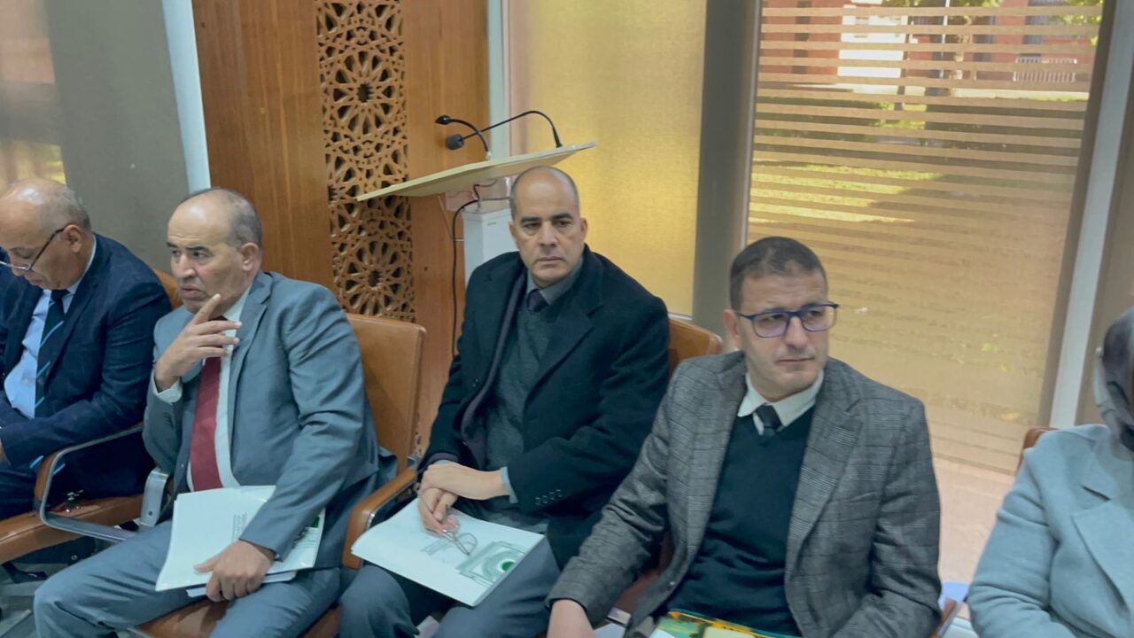 بالصور : والي جهة مراكش آسفي يترأس اجتماع اللجنة الإقليمية للتنمية البشرية ويصادق على الشطر الثاني من مشاريع 2025 8 1000402625