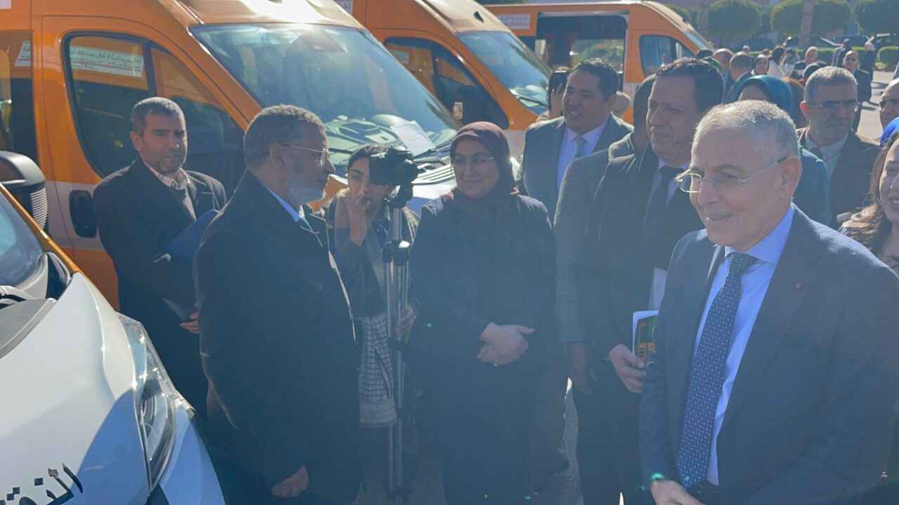 بالصور : والي جهة مراكش آسفي يترأس اجتماع اللجنة الإقليمية للتنمية البشرية ويصادق على الشطر الثاني من مشاريع 2025 11 1000402628