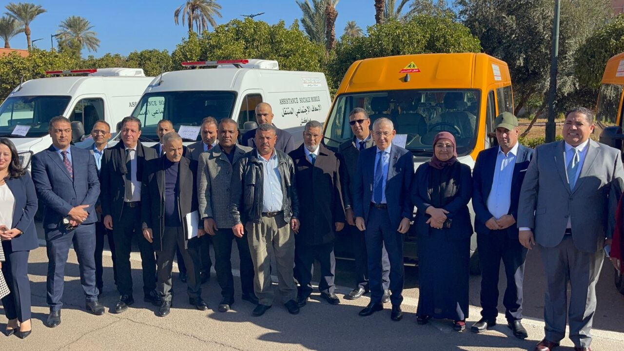 بالصور : والي جهة مراكش آسفي يترأس اجتماع اللجنة الإقليمية للتنمية البشرية ويصادق على الشطر الثاني من مشاريع 2025 12 1000402629