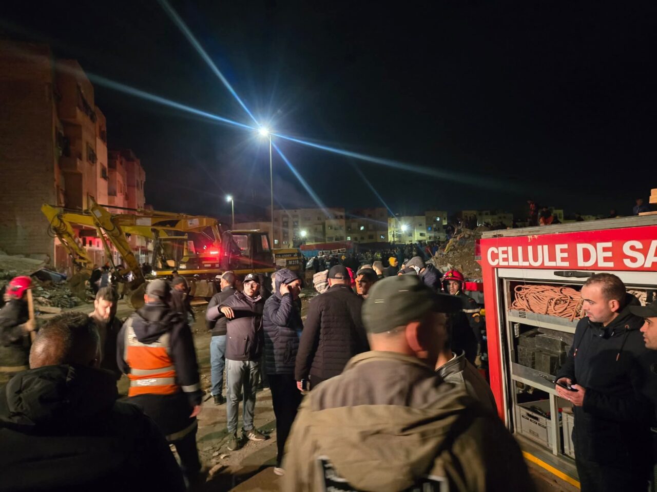 فاجعة انهيار بفاس تخلف 18 وفاة.. ودعوات لفتح تحقيق شامل في اختلالات التعمير بالمدينة 5 1000403525