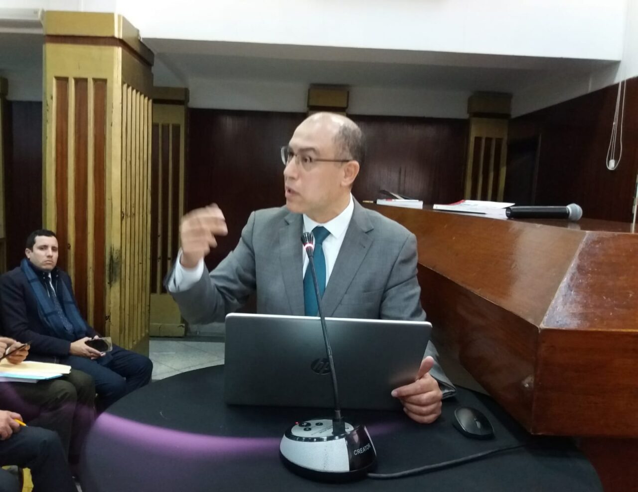 محكمة الاستئناف بطنجة تنظم يوما دراسيا حول مستجدات عمل النيابة العامة على ضوء قانون المسطرة الجنائية. 3 1000403581