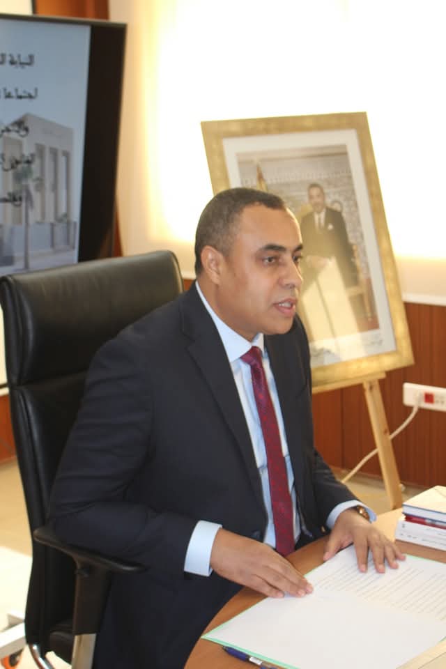 وكيل الملك بالمحكمة الابتدائية بالسمارة الأستاذ عادل جلال منصور يترأس اجتماعًا تأطيريًا حول مستجدات قانون المسطرة الجنائية 3 1000404166