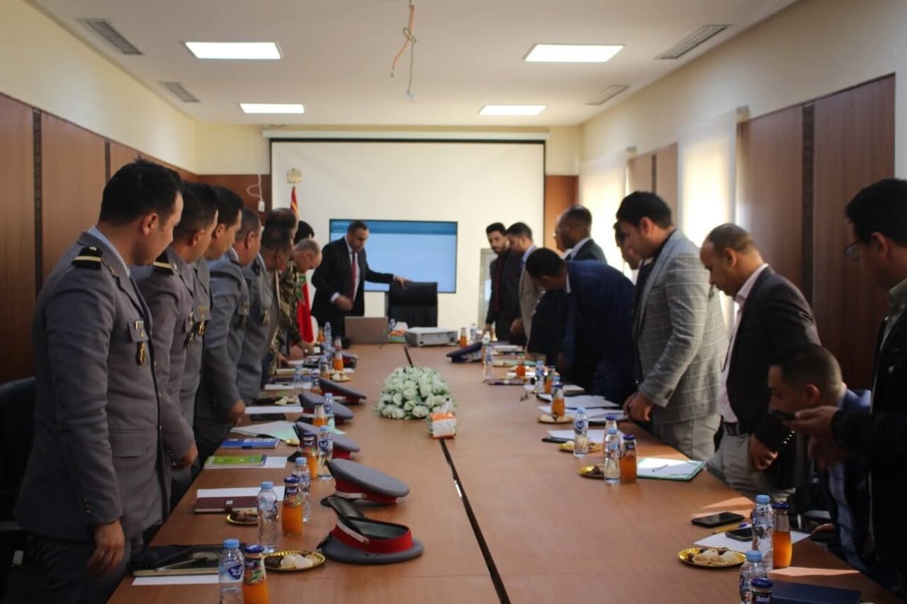 وكيل الملك بالمحكمة الابتدائية بالسمارة الأستاذ عادل جلال منصور يترأس اجتماعًا تأطيريًا حول مستجدات قانون المسطرة الجنائية 8 1000404171