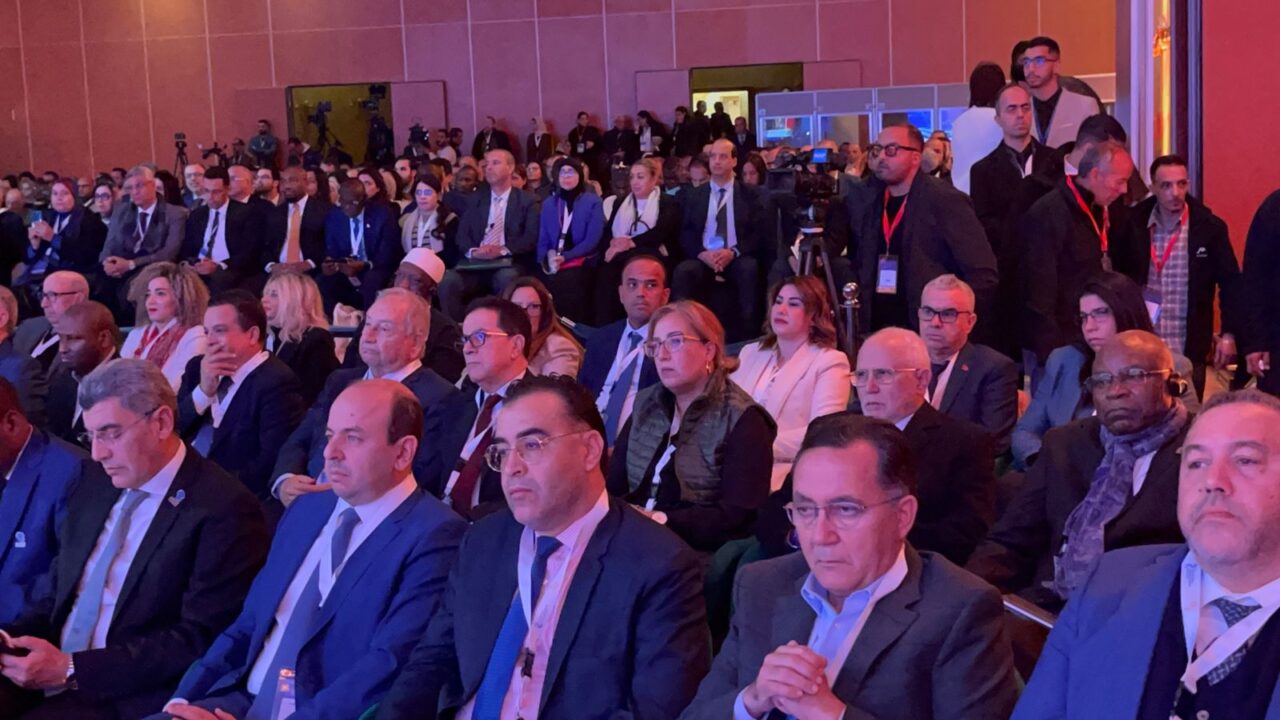 بالصور : كمال بن خالد رئيس غرفة التجارة والصناعة والخدمات لجهة مراكش اسفي يحضر النسخة الثانية لملتقى الأعمال الإفريقي ويؤكد دعمه للصناعة والتجارة بجهة مراكش-آسفي 9 1000405586