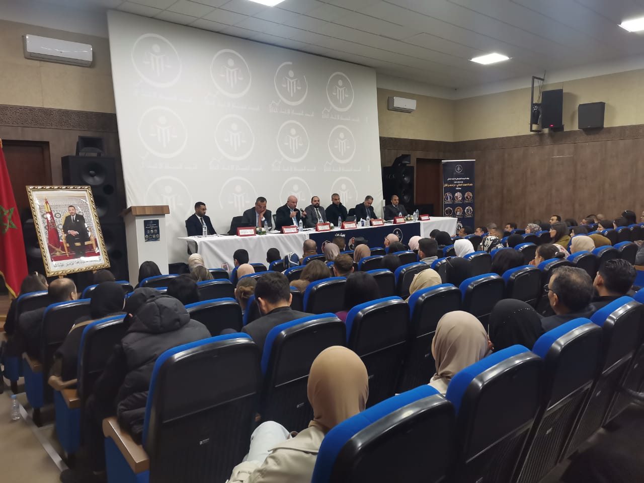 باحثون في الميدان الجنائي وقضاة يناقشون دور الإحصاء الجنائي في تطوير منظومة العدالة مرتيل . 6 1000406159