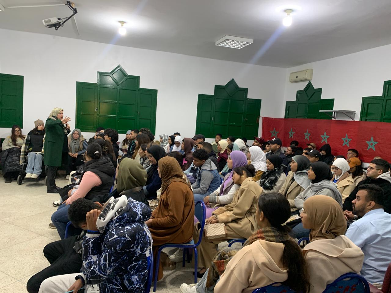 دار الشباب بتيفلت تحتضن محطة تكوينية لتعزيز قدرات أطر العمل الجمعوي 5 1000406293