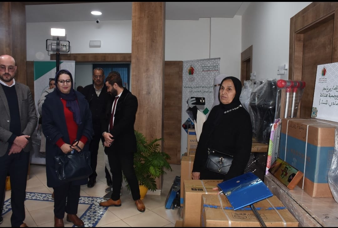 المضيق الفنيدق.. المبادرة تدعم 22 مشروعا جديدا لفائدة النساء في وضعية هشاشة ب57 مليون سنتيم. 2 1000406538