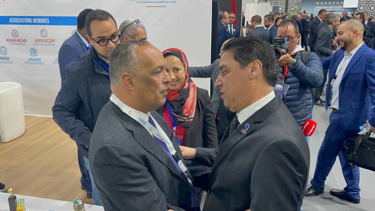 بالصور: حبت شيبتة محمد، رئيس غرفة التجارة والصناعة والخدمات لجهة الداخلة–وادي الذهب، يحضر بمراكش النسخة الثانية لملتقى الأعمال الإفريقي ويؤكد دعمه للصناعة والتجارة بالجهة 2 1000406754