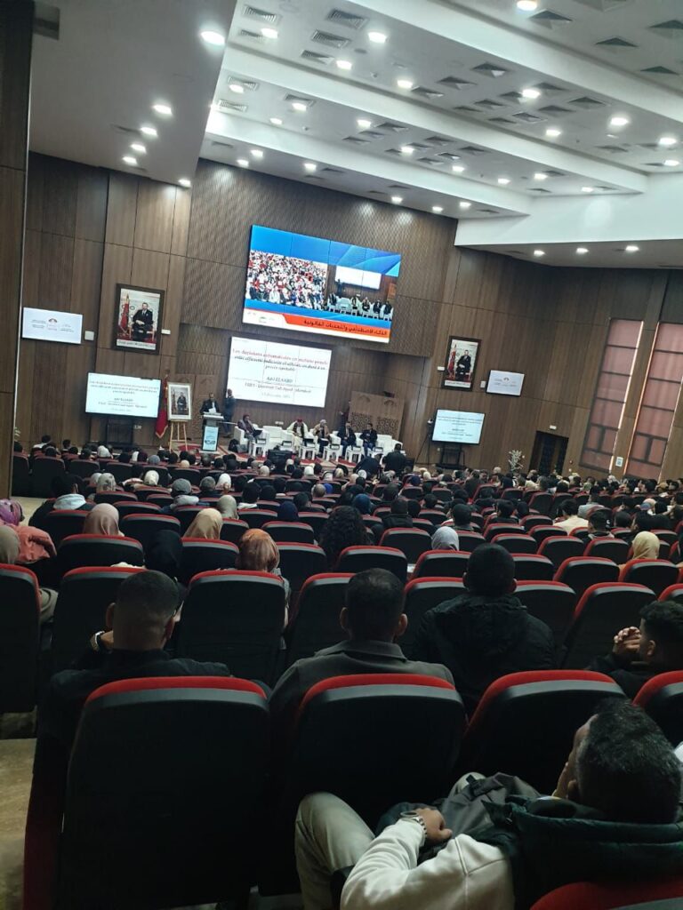 جامعة القاضي عياض تحتضن ندوة دولية في موضوع "الذكاء الاصطناعي و التحديات القانونية" 8 1000407112