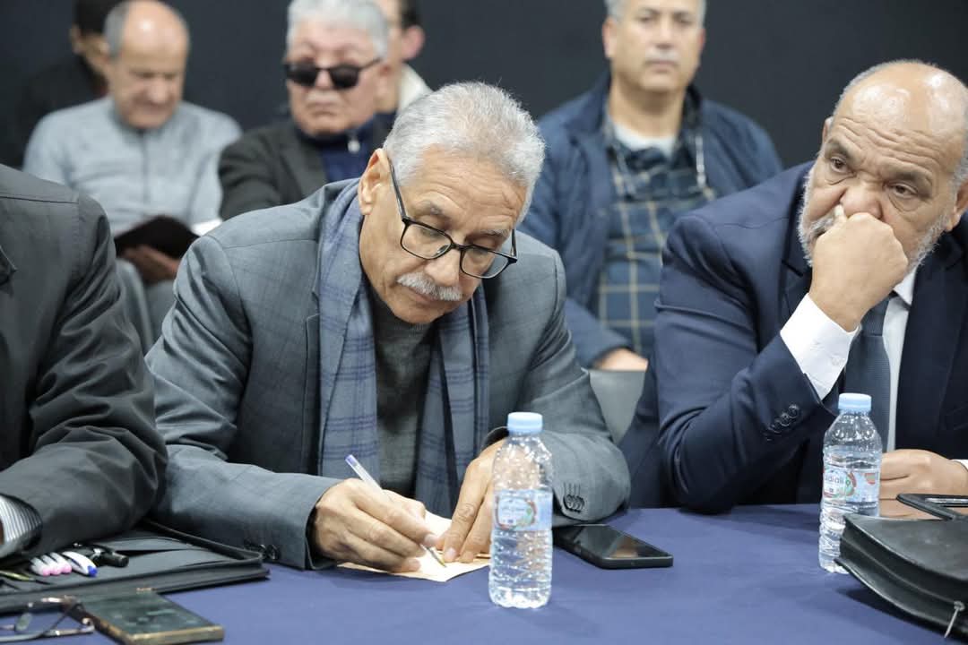 نزار بركة الأمين العام لحزب الإستقلال، يترأس اجتماع موسع لمجلس المفتشين ، لمناقشة التطورات الإيجابية التي تعرفها القضية الوطنية،و الوضع الحزب وطنيا استعدادا للإستحقاقات الإنتخابية المقبلة . 18 1000407603