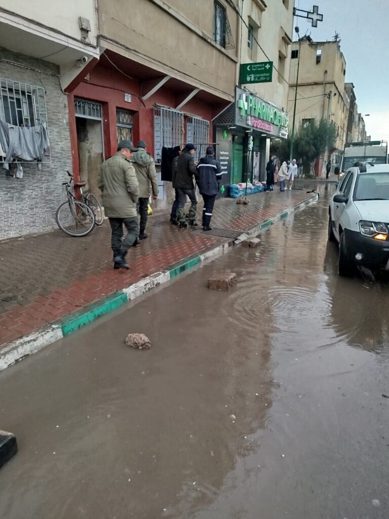 لجنة اليقظة بإقليم برشيد تقوم بزيارة ميدانية لتتبع الوضعية عقب التساقطات المطرية 5 1000408740