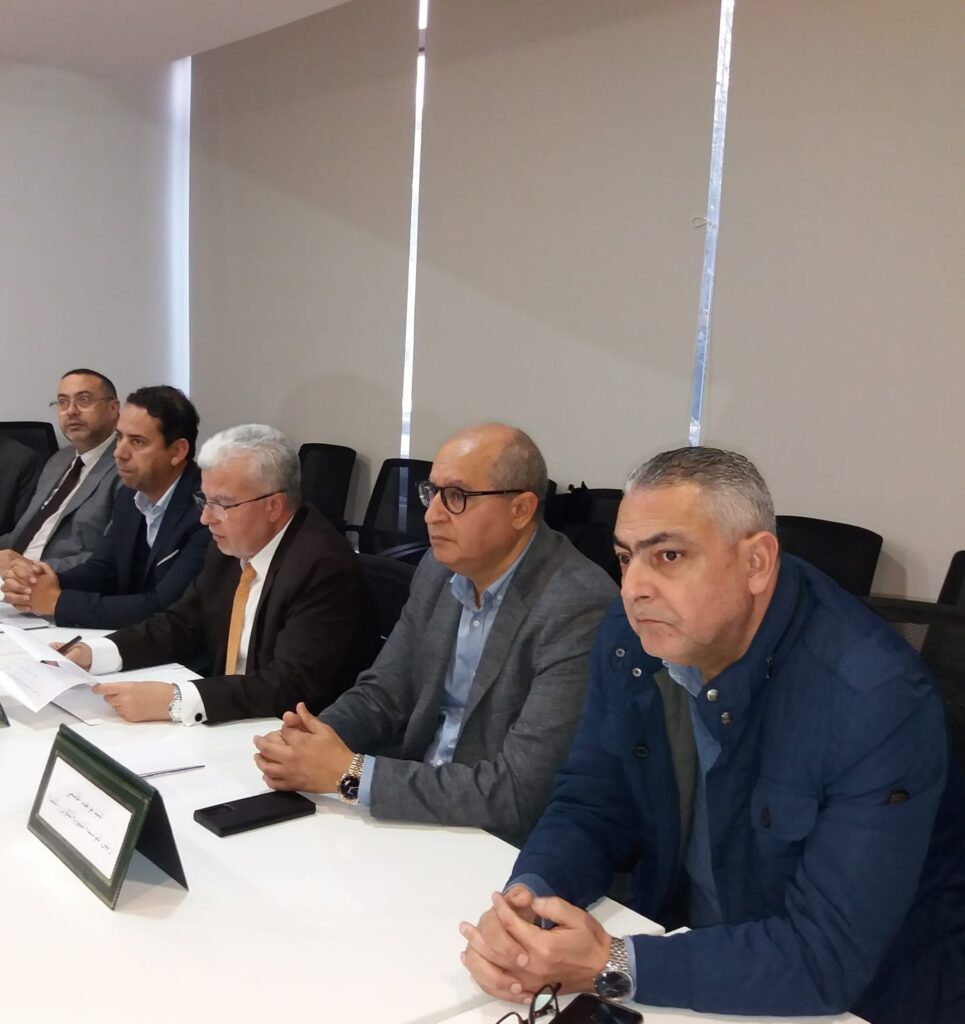 فاعلون اقتصاديون يؤكدون على ضرورة تكوين شباب مؤهل لسوق الشغل بجهة الشمال 4 1000408825